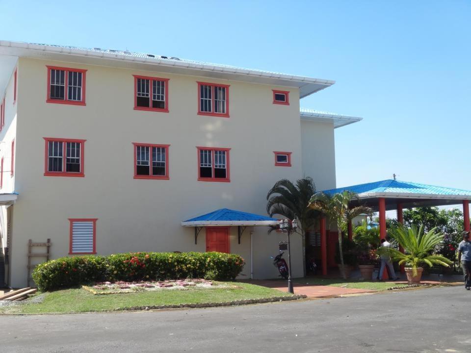 Aracari Resort Georgetown Exterior photo